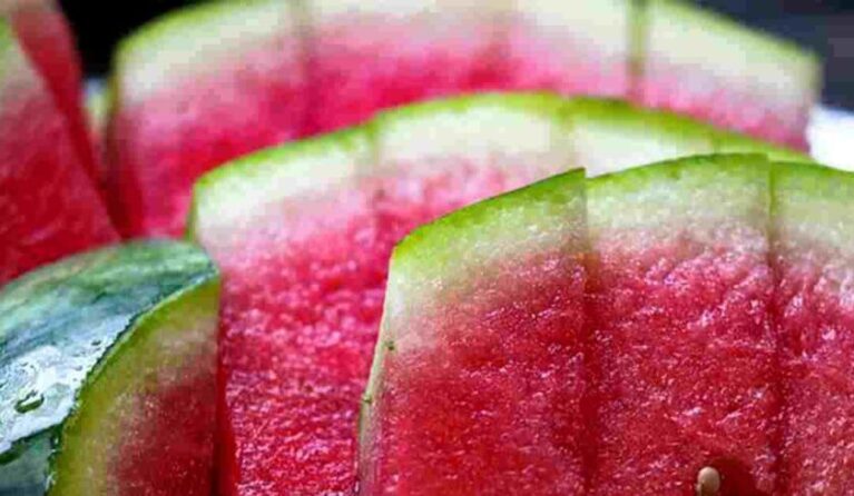 Anguria tanti benefici, alcune controindicazioni